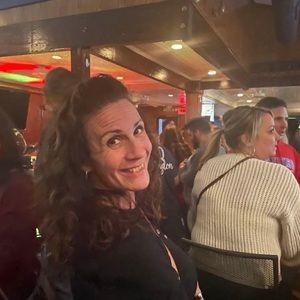 Meet your Posher, Angie